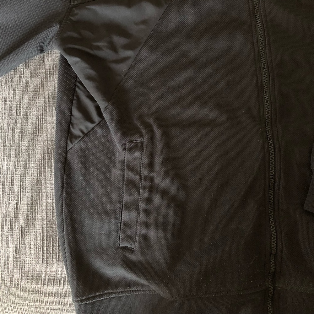 Ecko - Picture 4 of 4